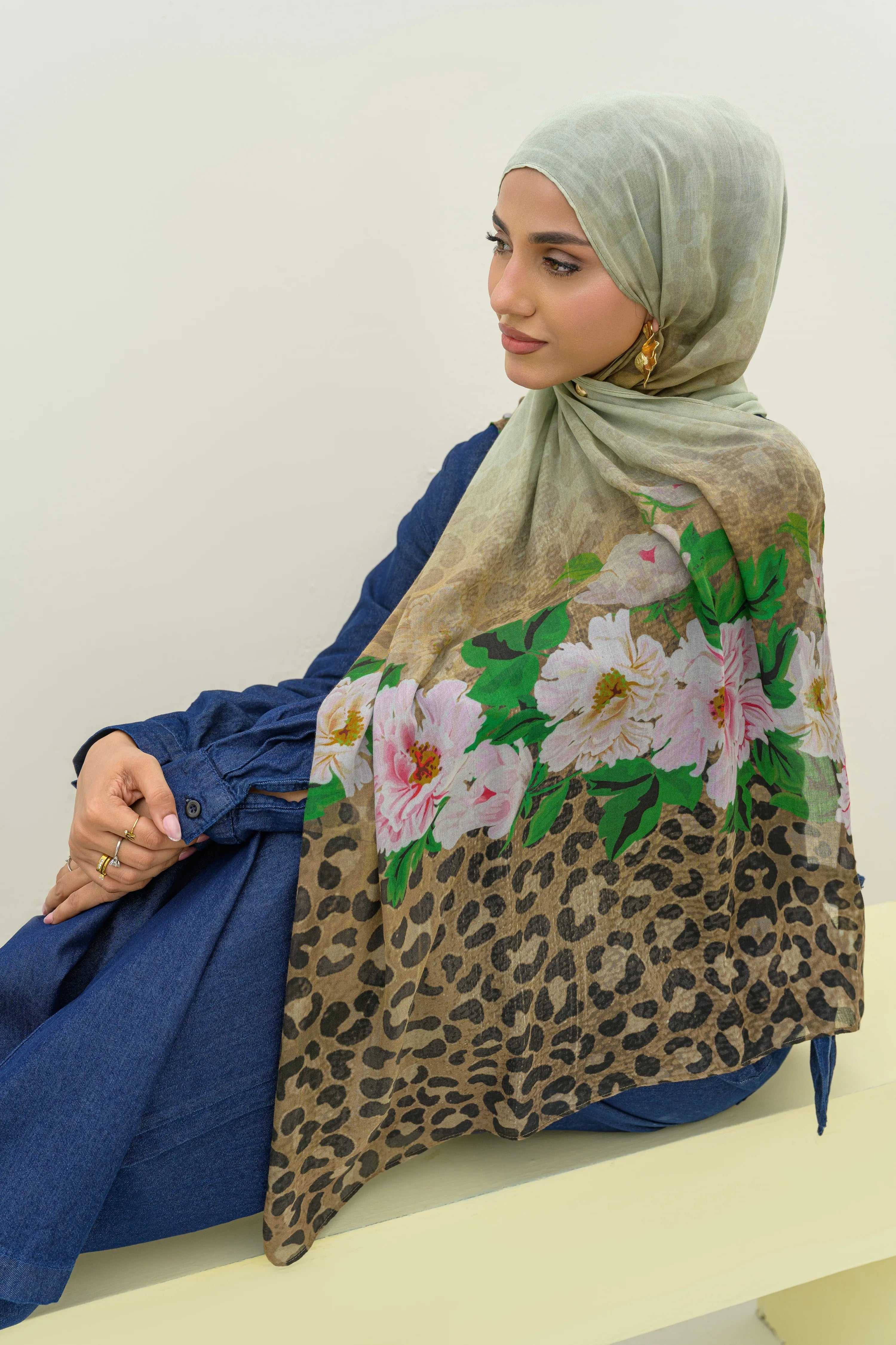 Sage Botanica